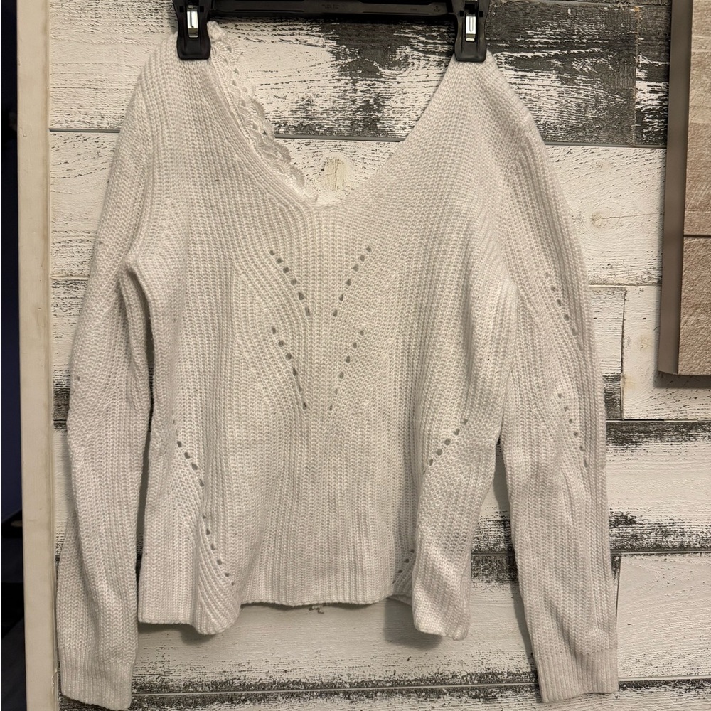 SHEIN White bow V-Neck Sweater
